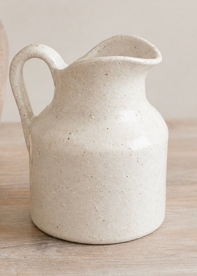 Textured Florence Jug – 21cm