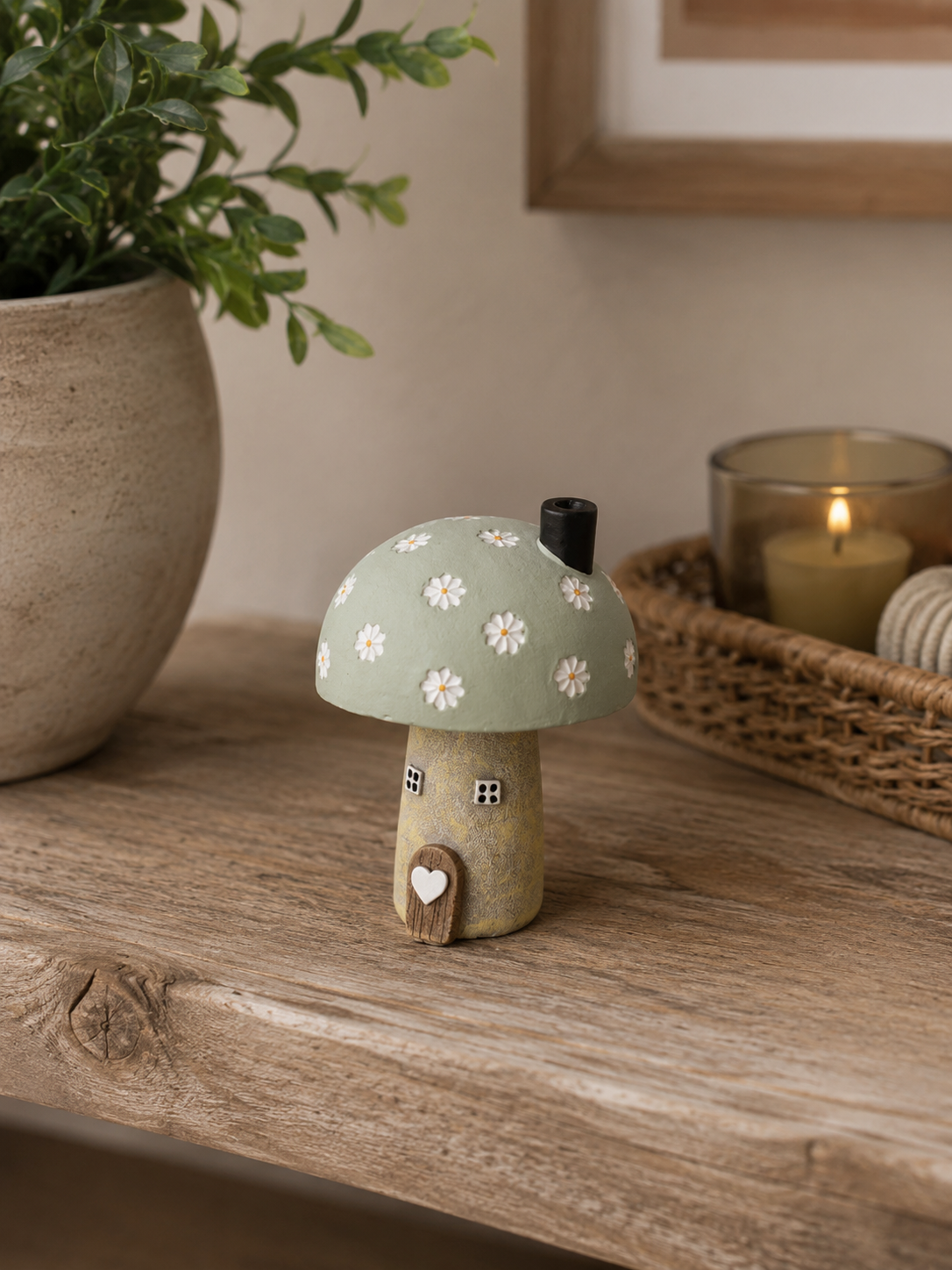 Green Daisy Mushroom House Ornament – 10cm