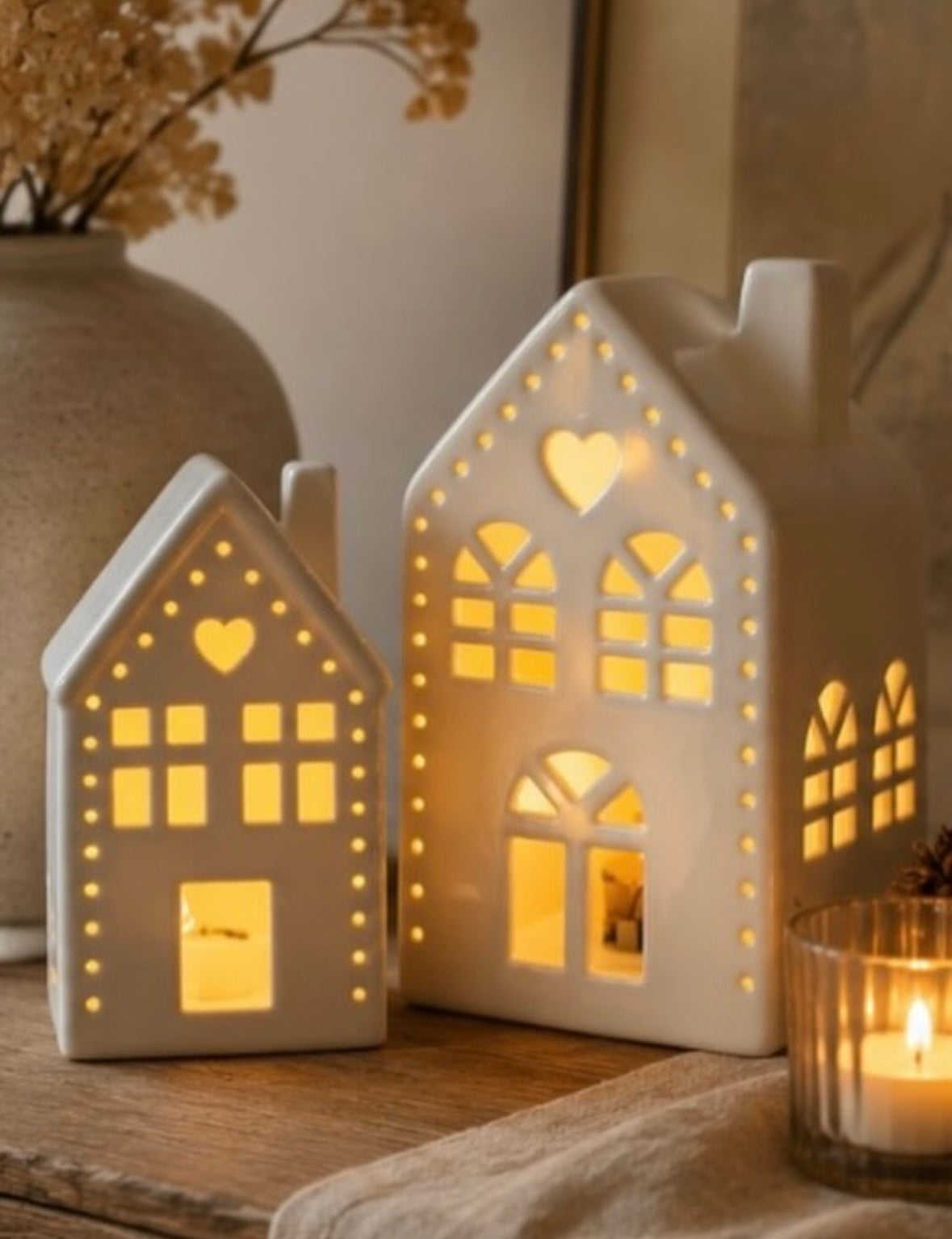 Ceramic light up heart house
