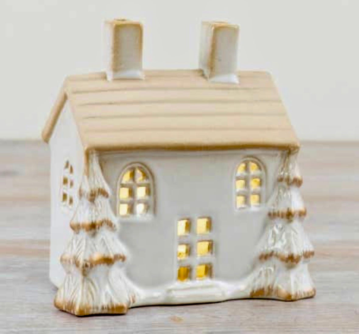 LED Christmas House with Gold Details – 12cm
