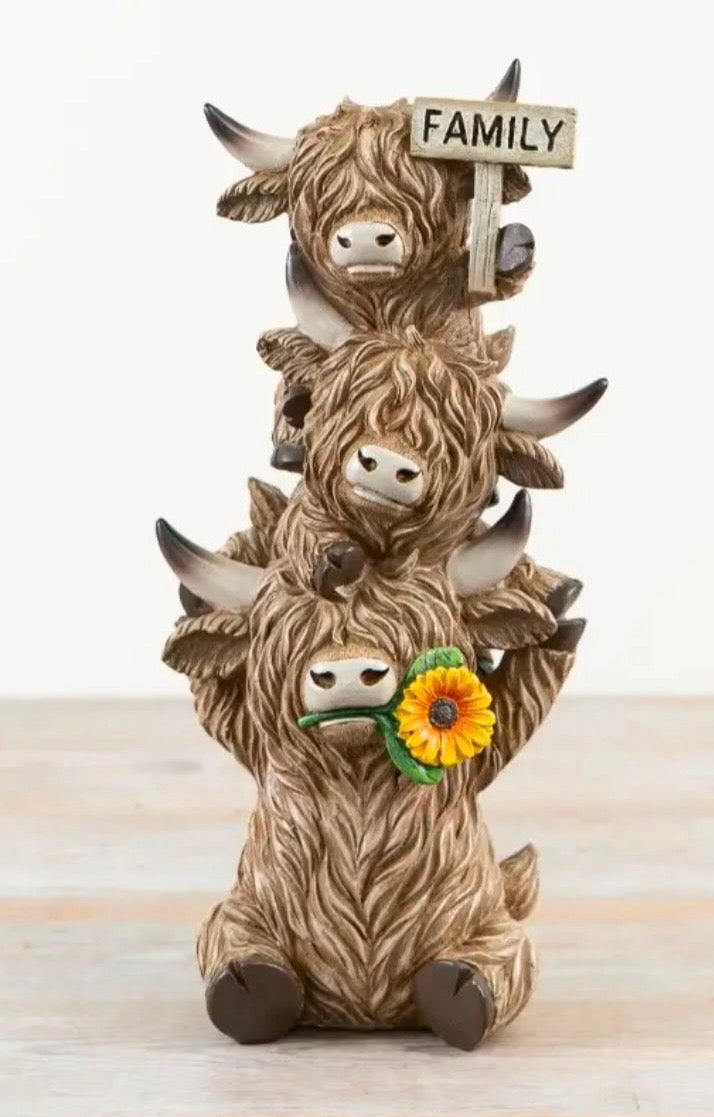 Highland Cow Family Plaque Ornament – 32.5cm