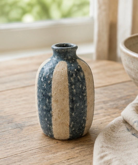 Coastal Blue Stoneware Vase – 14.5cm